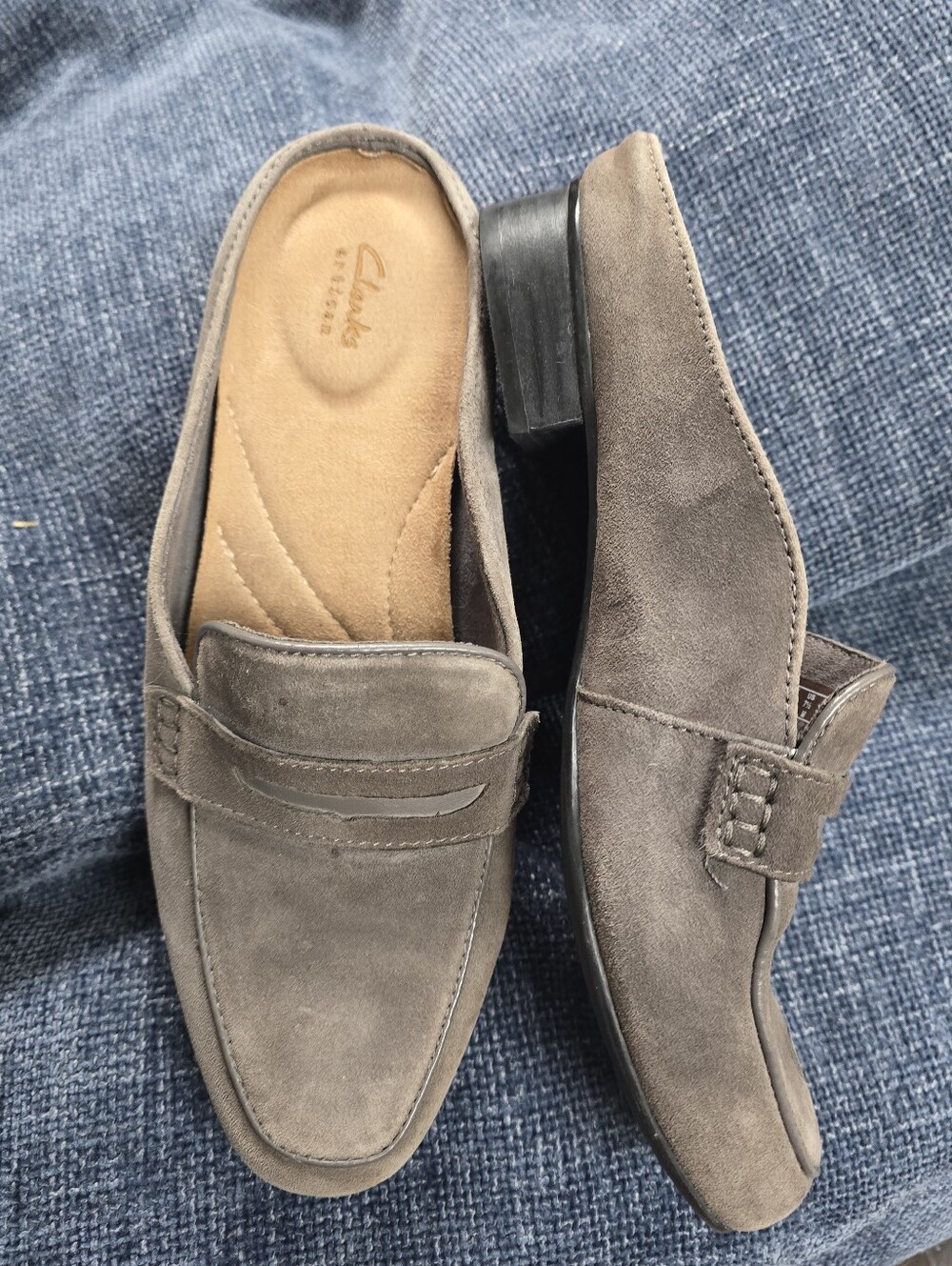 Clarks Women's Gray Suede Slip On Mules Penny Loafer Strap